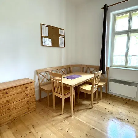 Apartment Uzkokolejky - Kunzak - Lomy Lomy (Jindrichuv Hradec)