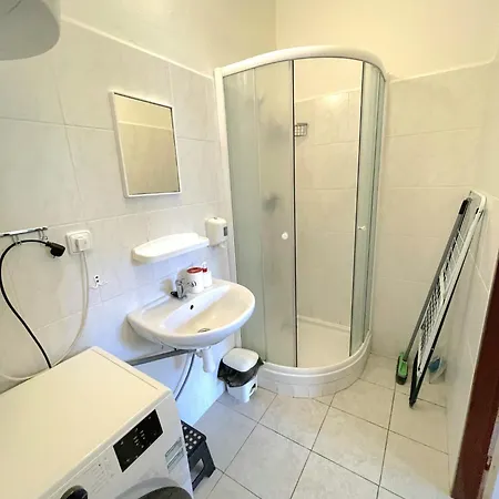 Apartment Uzkokolejky - Kunzak - Lomy Lomy (Jindrichuv Hradec)